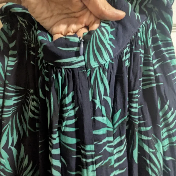 Papaya Tropical Leaf Print Maxi Dress - Picture 6 of 9